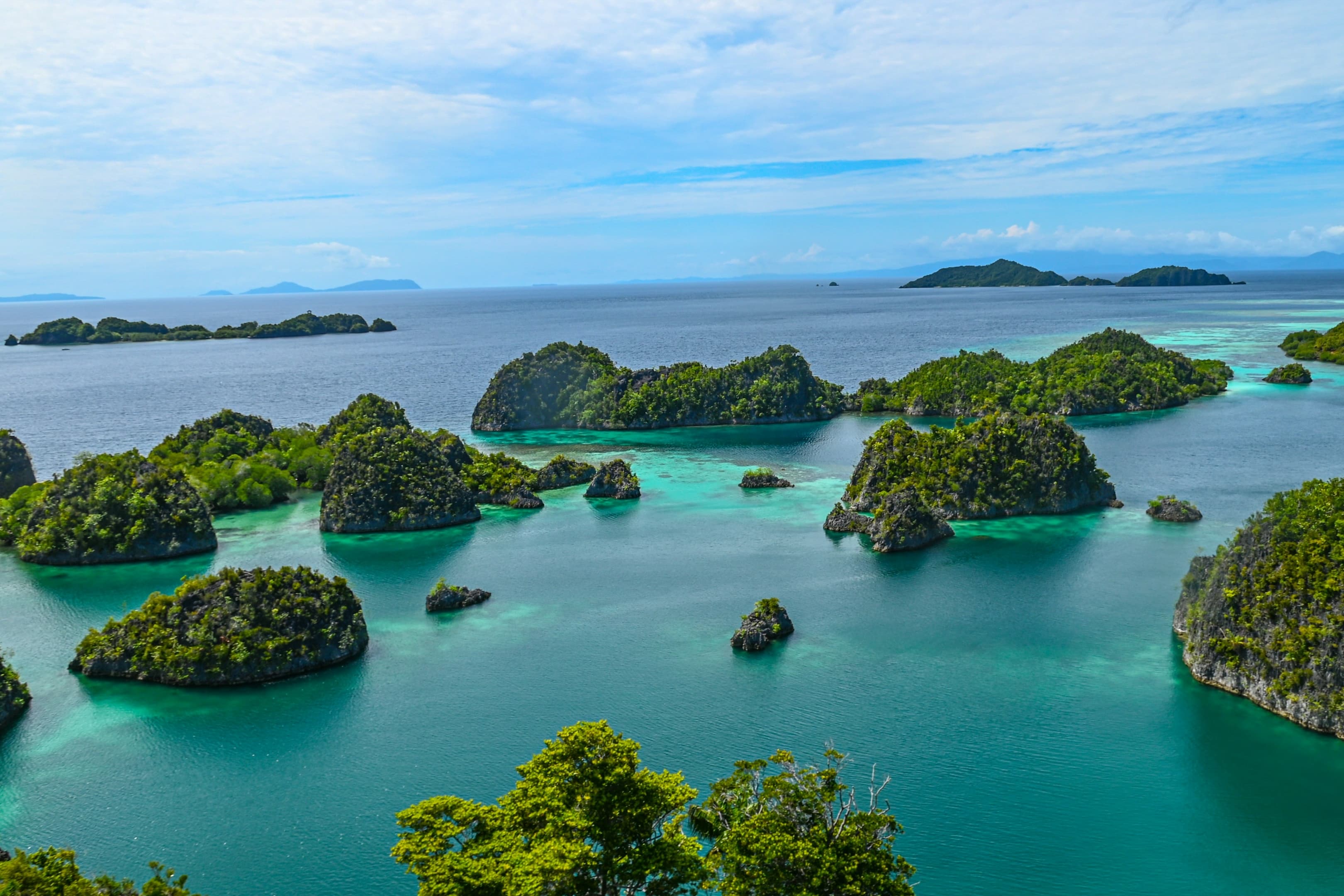Frontier_Yachting_Indonesia_4.jpg