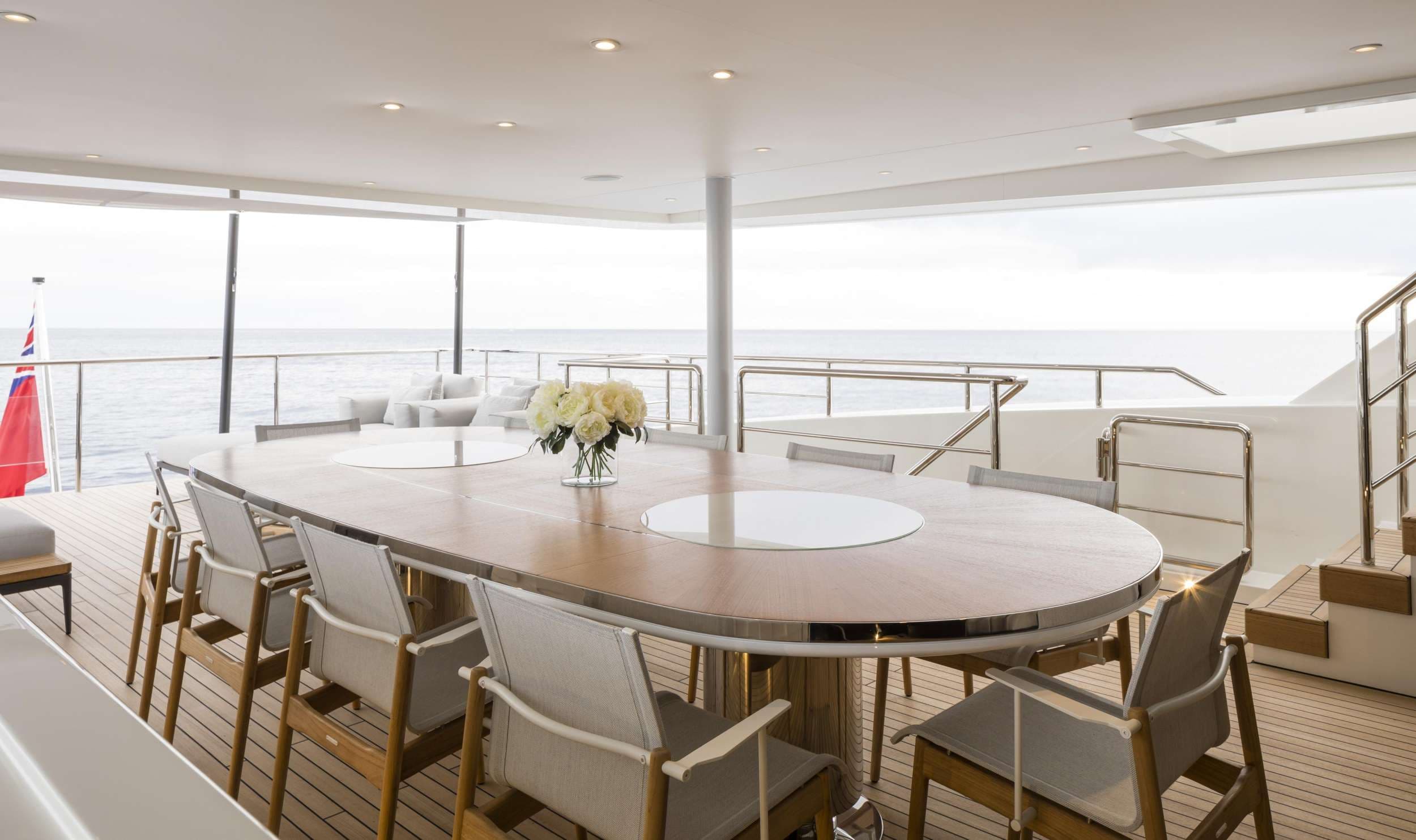 yachtPic3