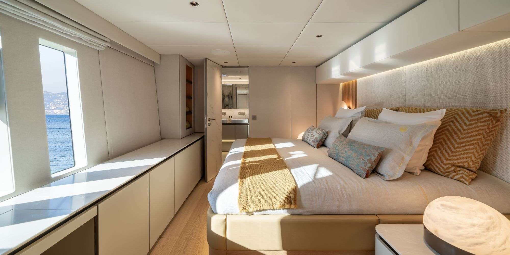 yachtPic8
