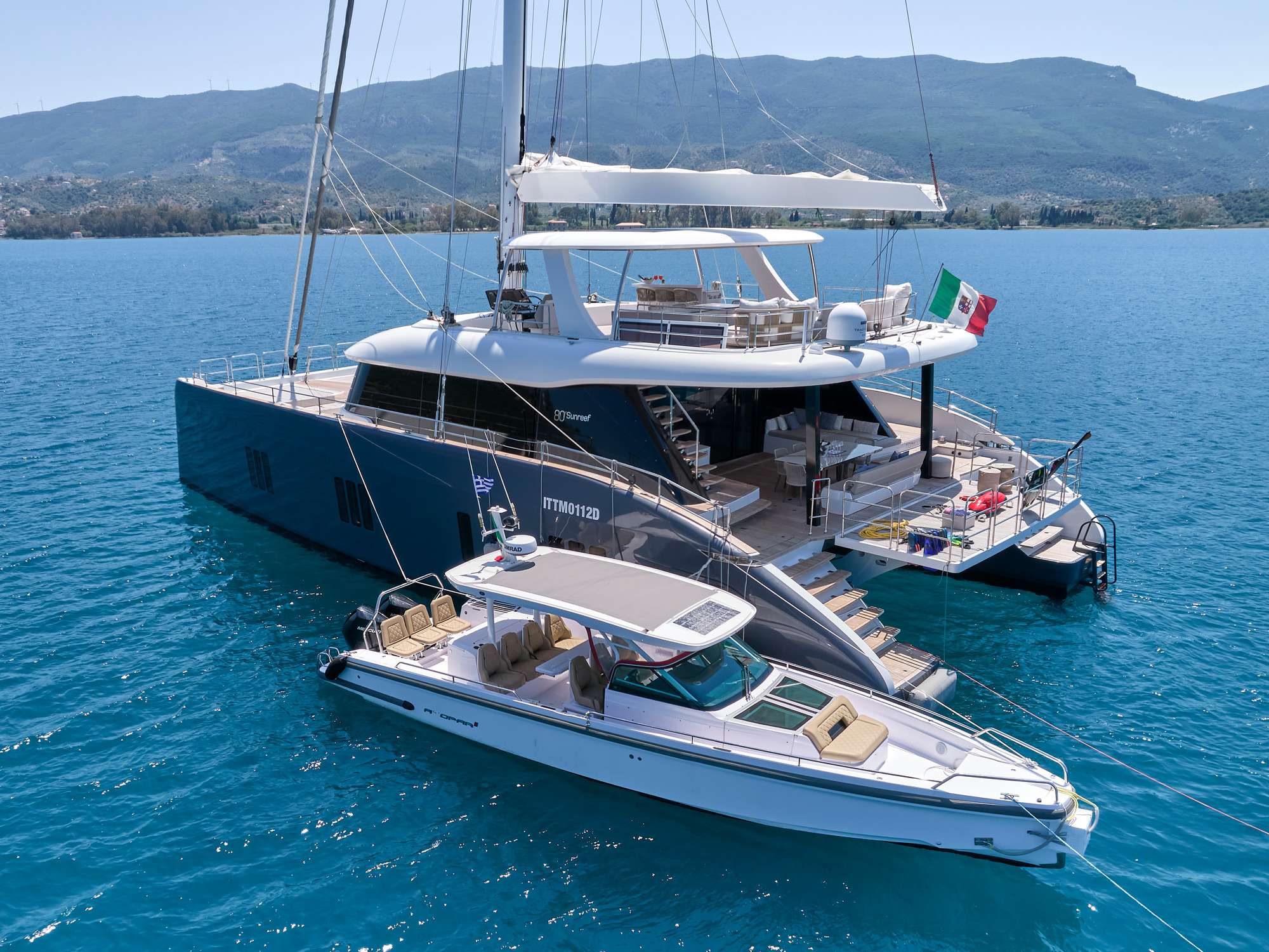 yachtPic10