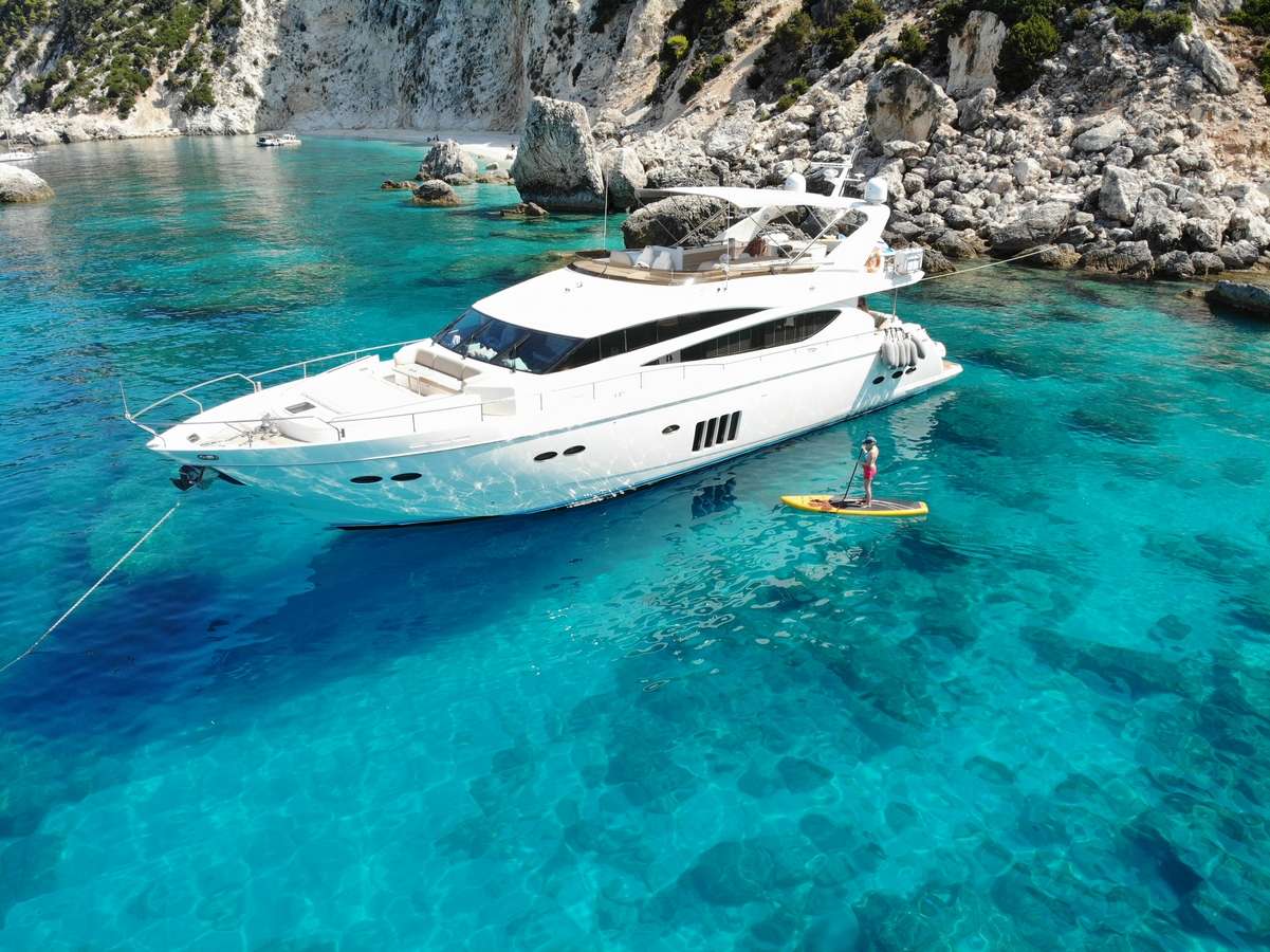 yachtPic18