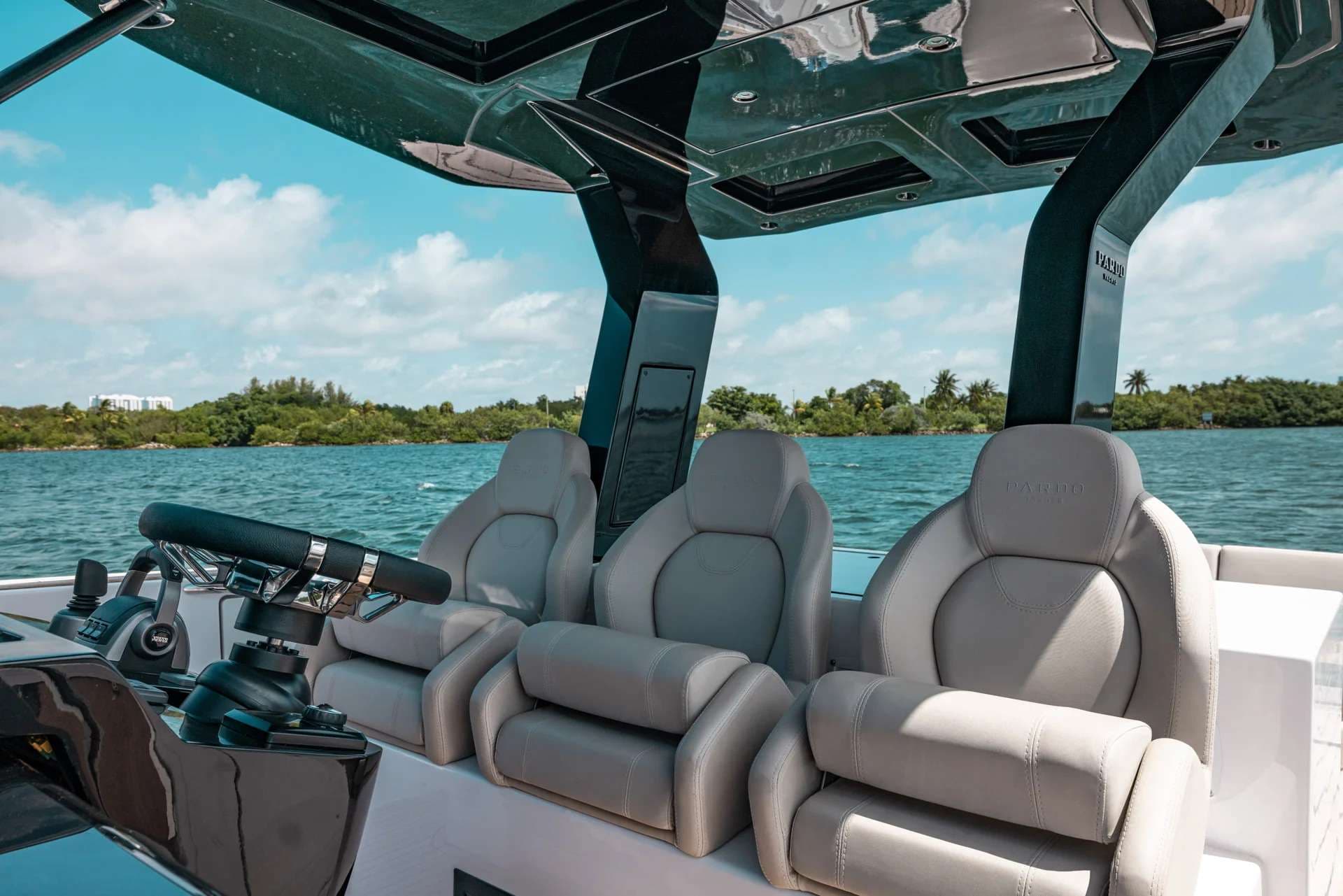 yachtPic18